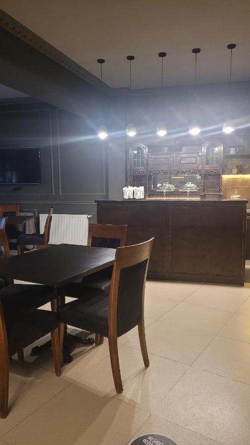 Hotel Plaza Tiflis Dış mekan fotoğraf