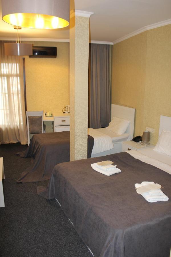 Hotel Plaza Tiflis Dış mekan fotoğraf