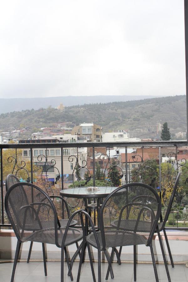 Hotel Plaza Tiflis Dış mekan fotoğraf