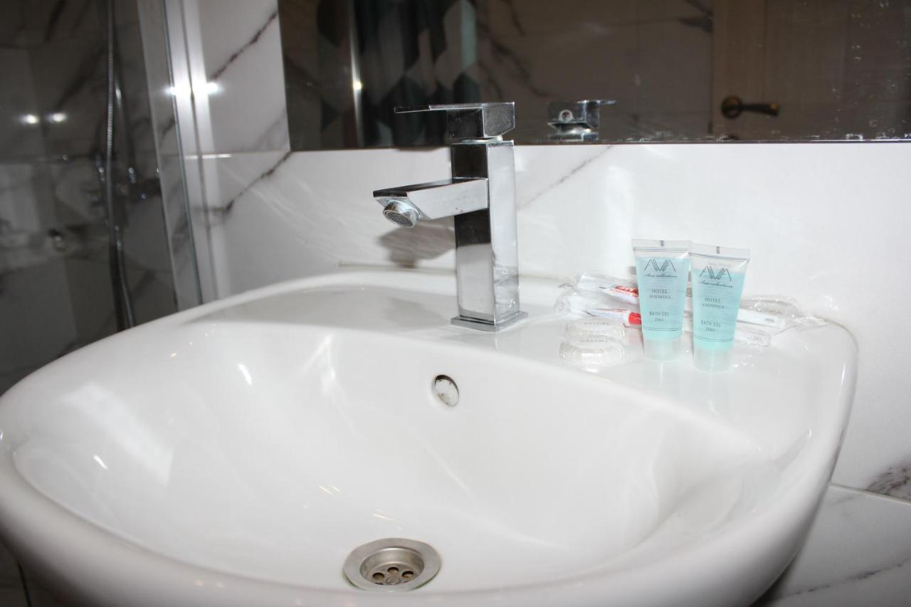Hotel Plaza Tiflis Dış mekan fotoğraf