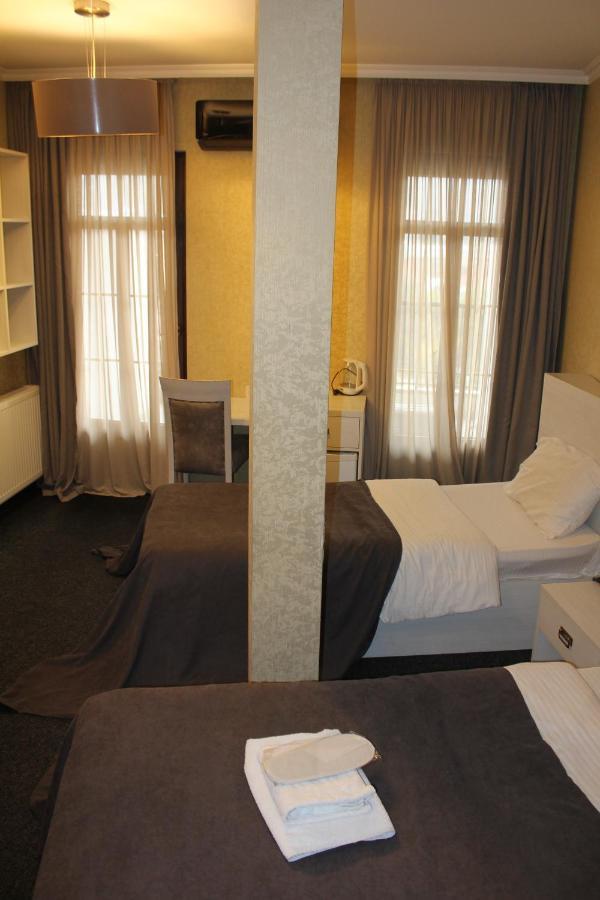 Hotel Plaza Tiflis Dış mekan fotoğraf