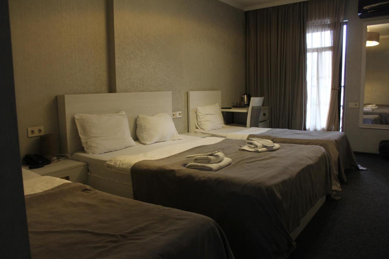Hotel Plaza Tiflis Dış mekan fotoğraf